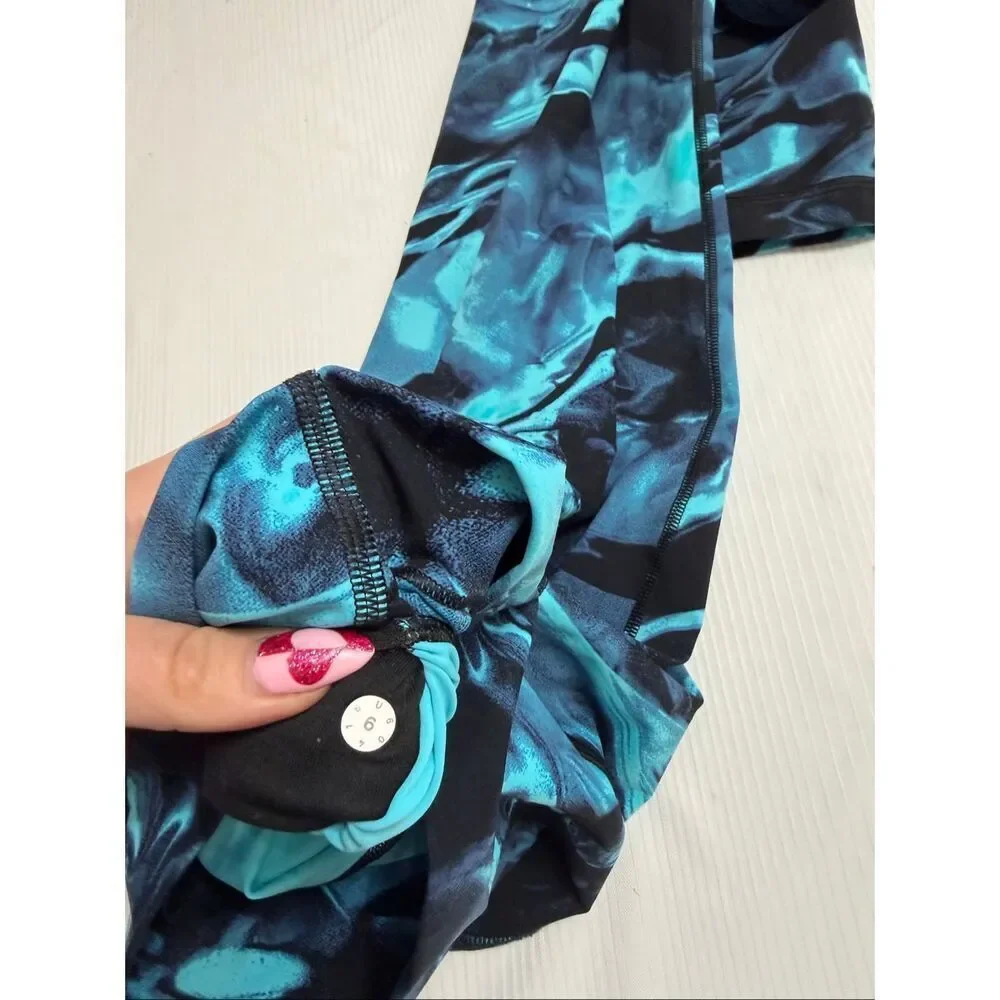 Lululemon Blue and Black Marble Print Leggings Size 6
